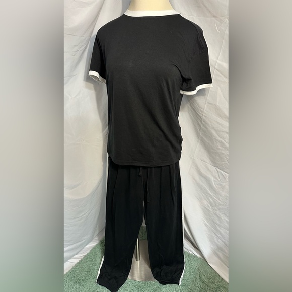 Womens Casual Summer 2 Piece Jogger Outfit - Medium - Picture 3 of 9